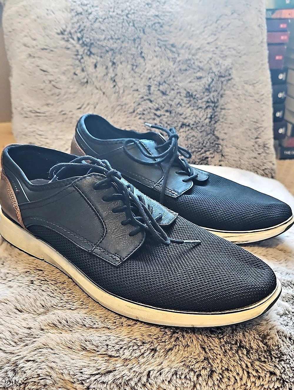 Sonoma Black Dress Sneakers